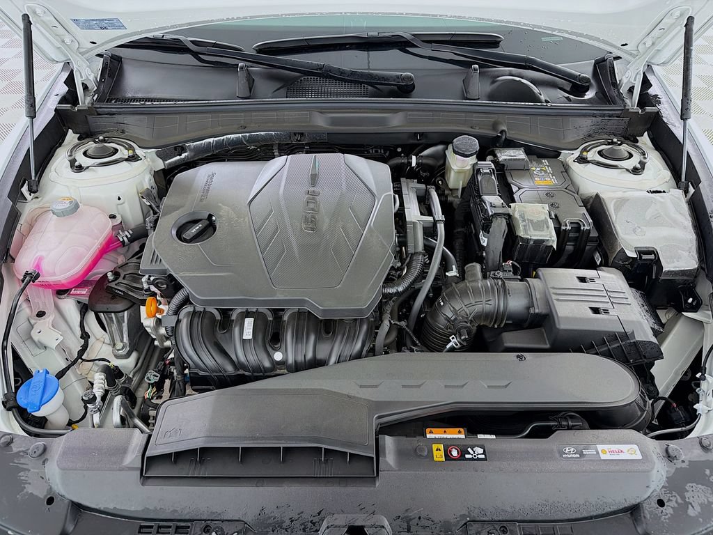 Used 2025 Hyundai Sonata SE FWD image 29