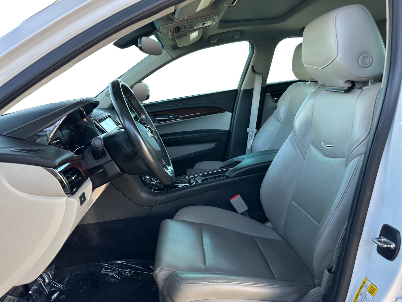 Used 2015 Cadillac ATS Luxury w/ Sun And Sound Package RWD image 9