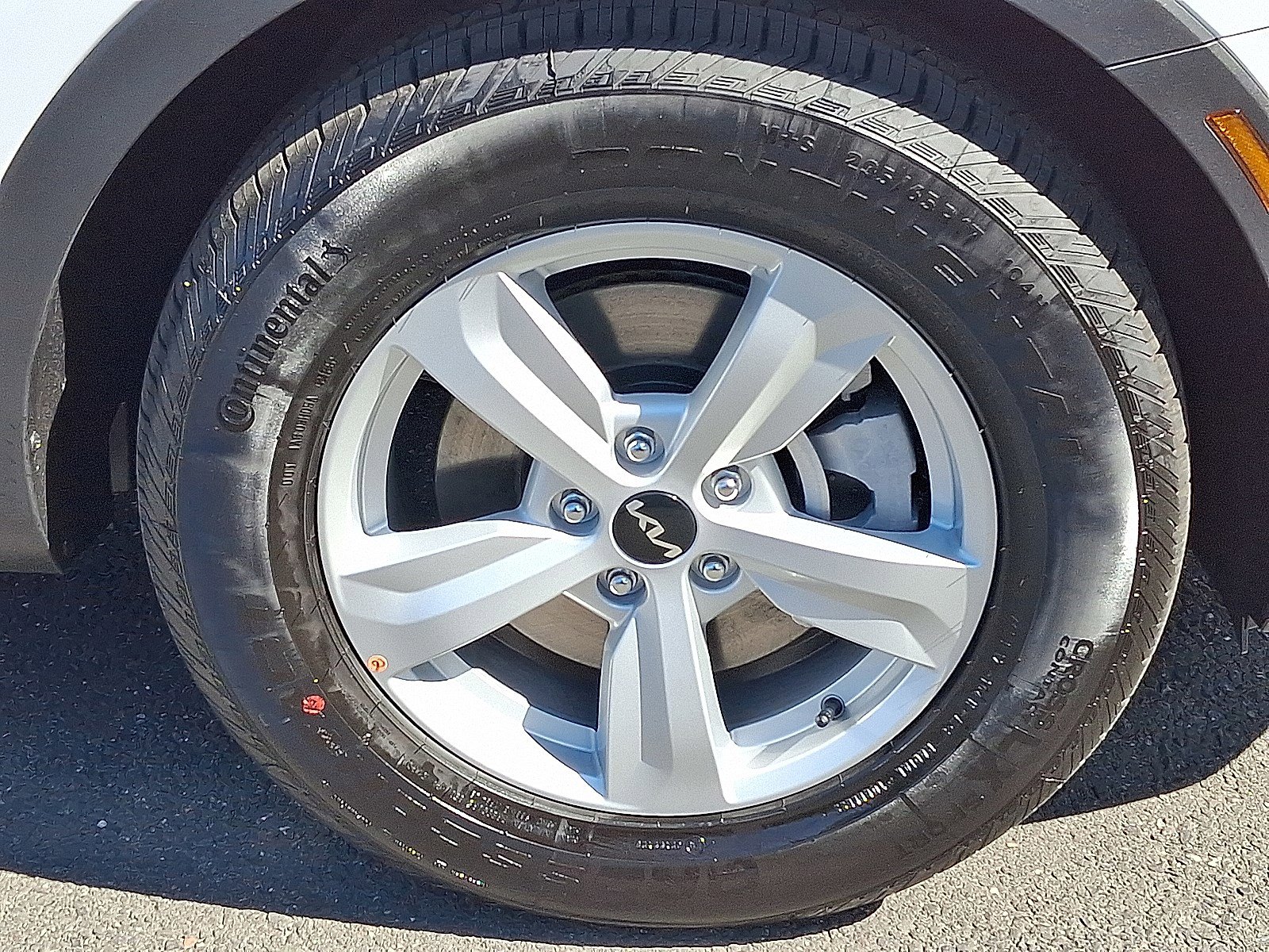 New 2026 Kia Sorento LX image 8