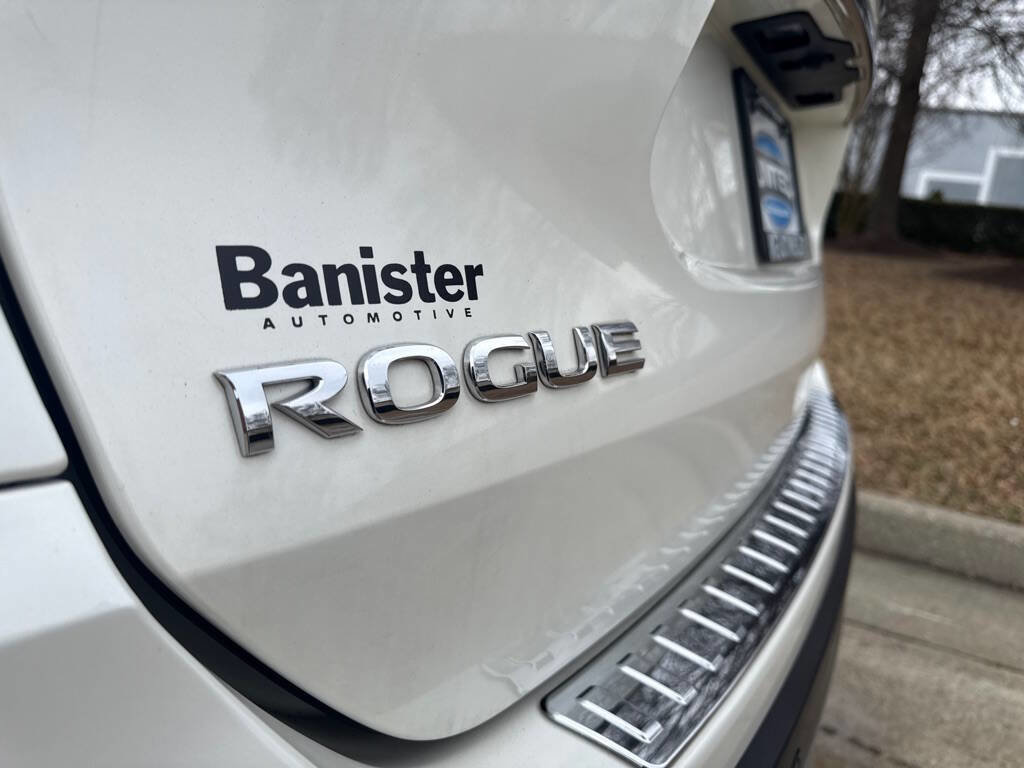 Used 2020 Nissan Rogue SV FWD image 7