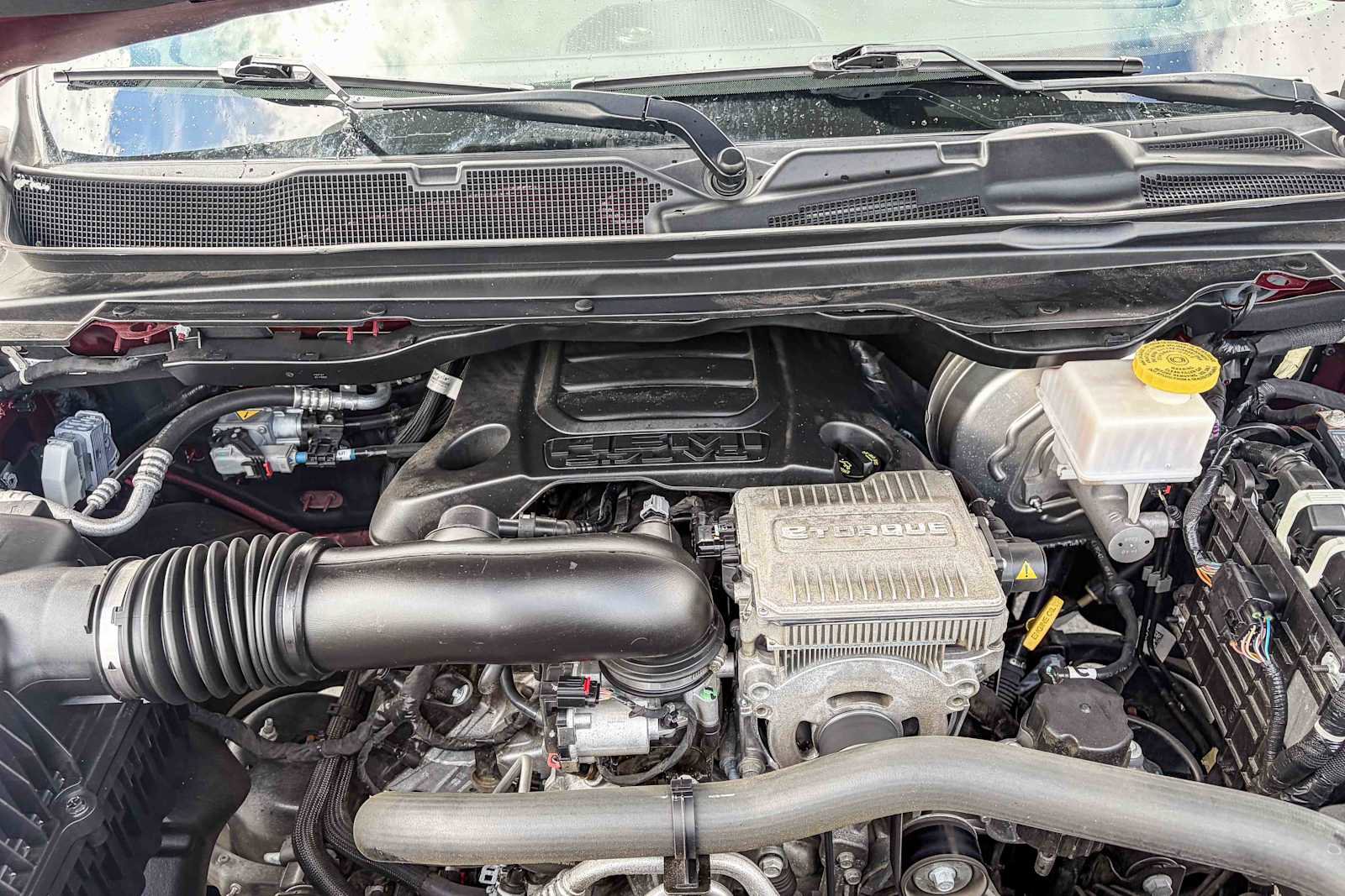 Used 2024 RAM 1500 Laramie image 25