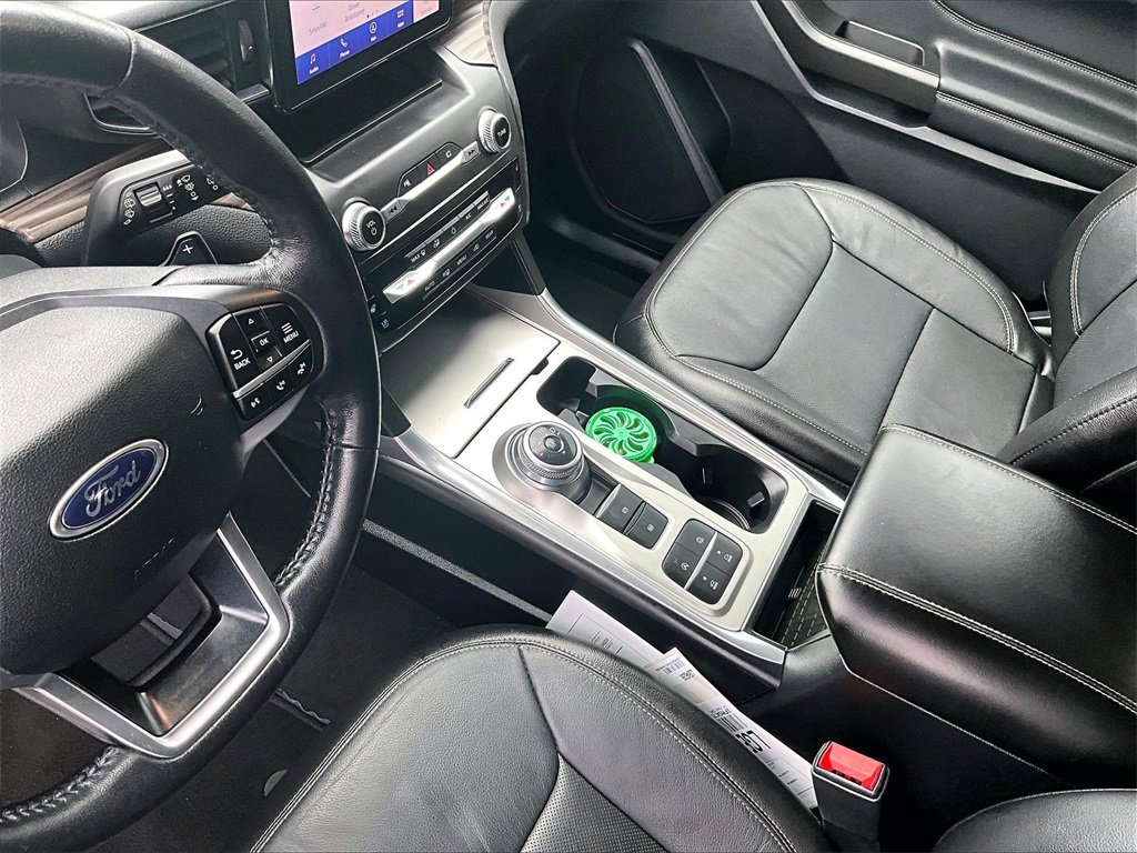 Used 2020 Ford Explorer Limited image 12