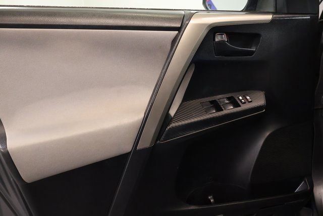 Used 2014 Toyota RAV4 LE image 8