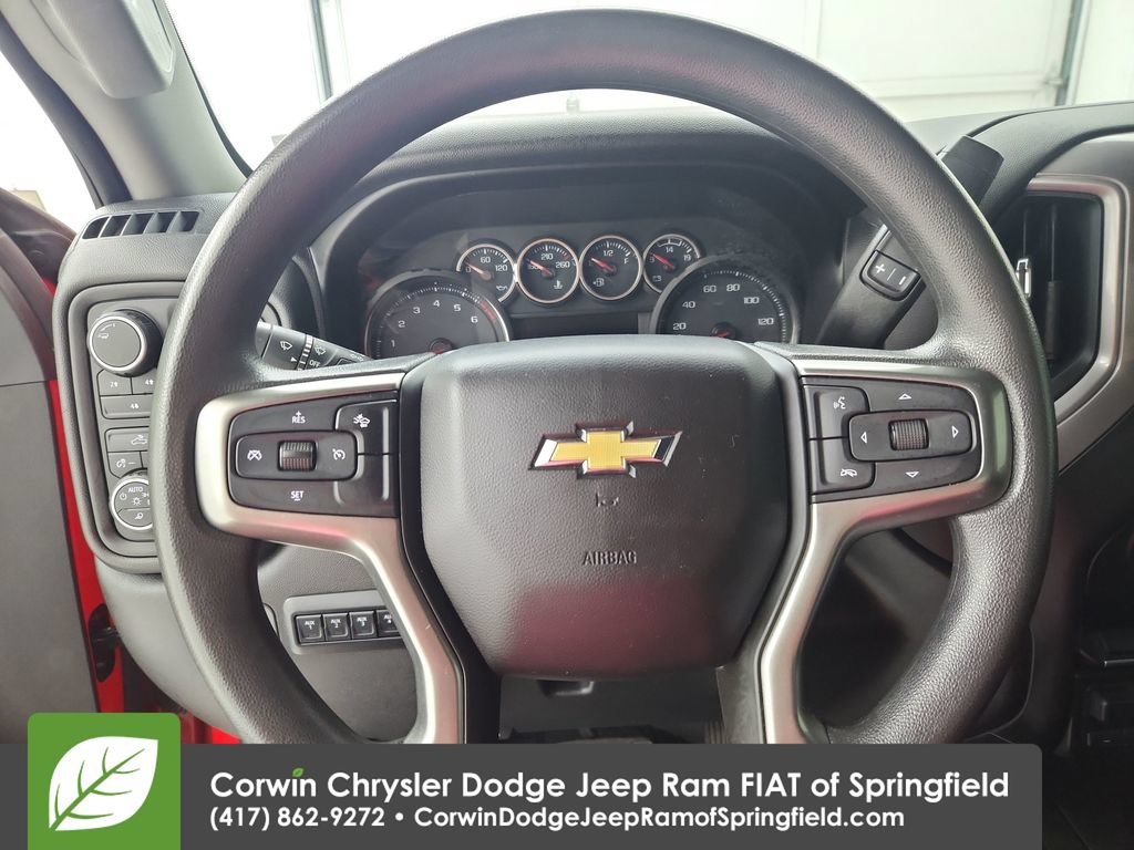 Used 2021 Chevrolet Silverado 2500 Custom w/ Custom Value Package AWD/4WD image 5