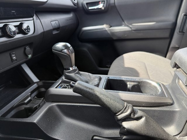 Used 2017 Toyota Tacoma TRD Off-Road w/ Tow Package image 19
