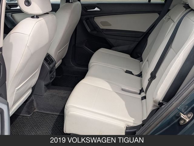 Used 2019 Volkswagen Tiguan SE AWD/4WD image 14