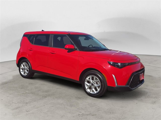 Used 2023 Kia Soul LX w/ LX Technology Package image 7