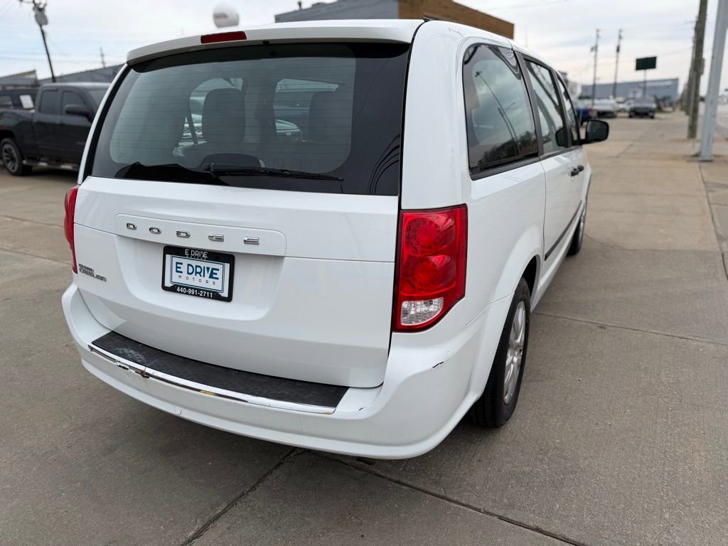 Used 2016 Dodge Grand Caravan American Value Package FWD image 5