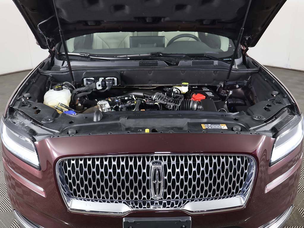 Used 2022 Lincoln Nautilus Reserve w/ Luxury Package image 22