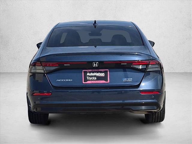 Used 2023 Honda Accord Touring image 7