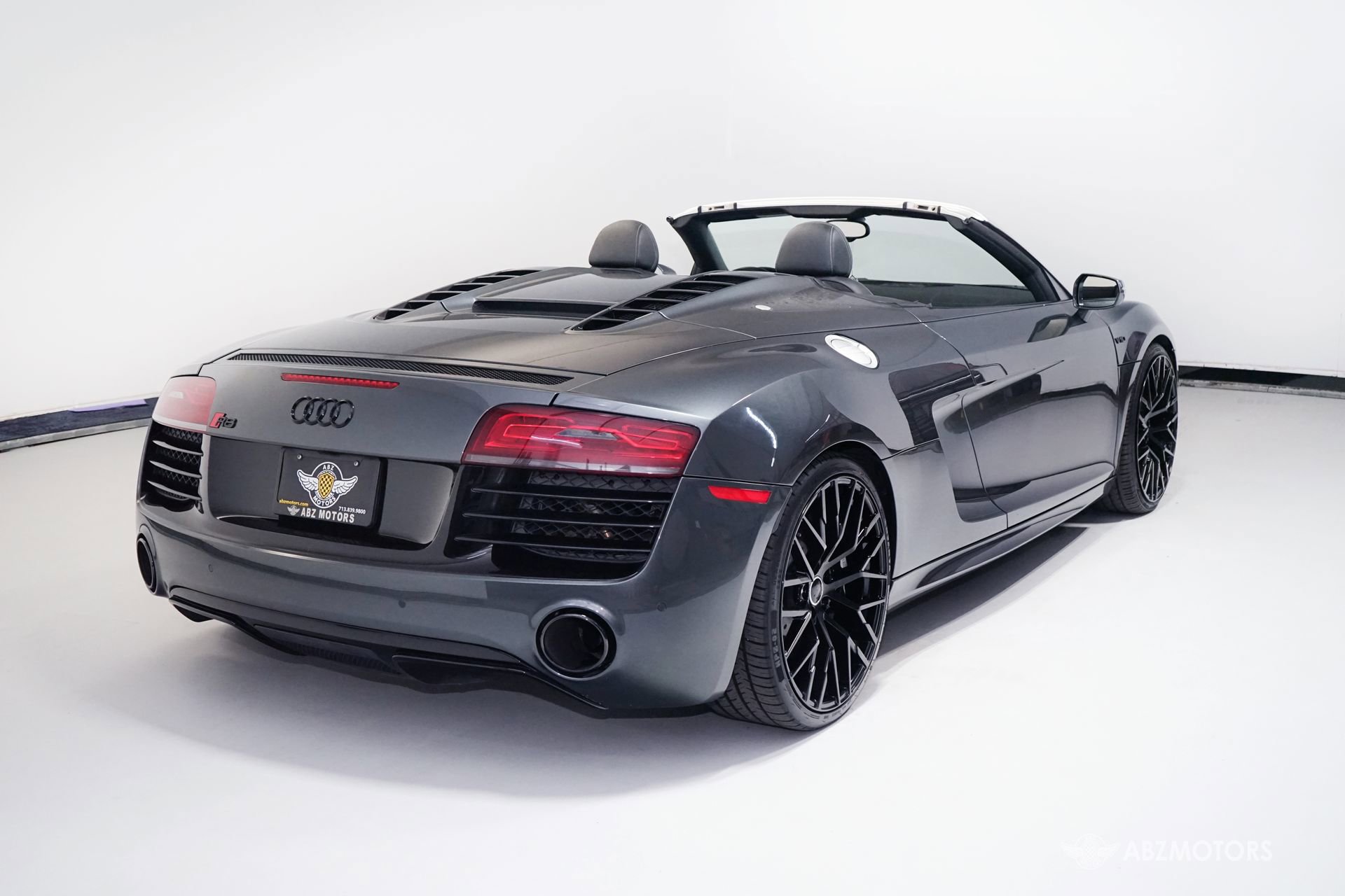 Used 2014 Audi R8 V10 AWD/4WD image 6