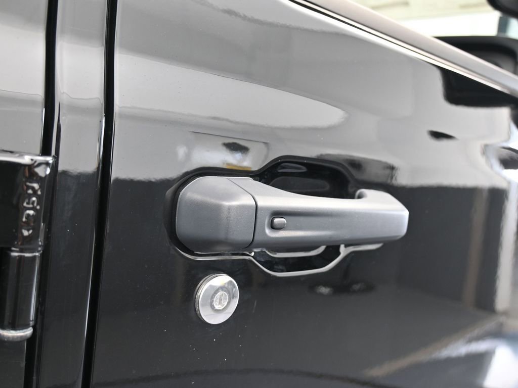 Used 2024 Jeep Gladiator Sport w/ Premium Package image 37