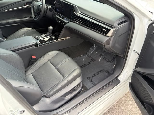 Used 2025 Toyota Camry XSE FWD image 34
