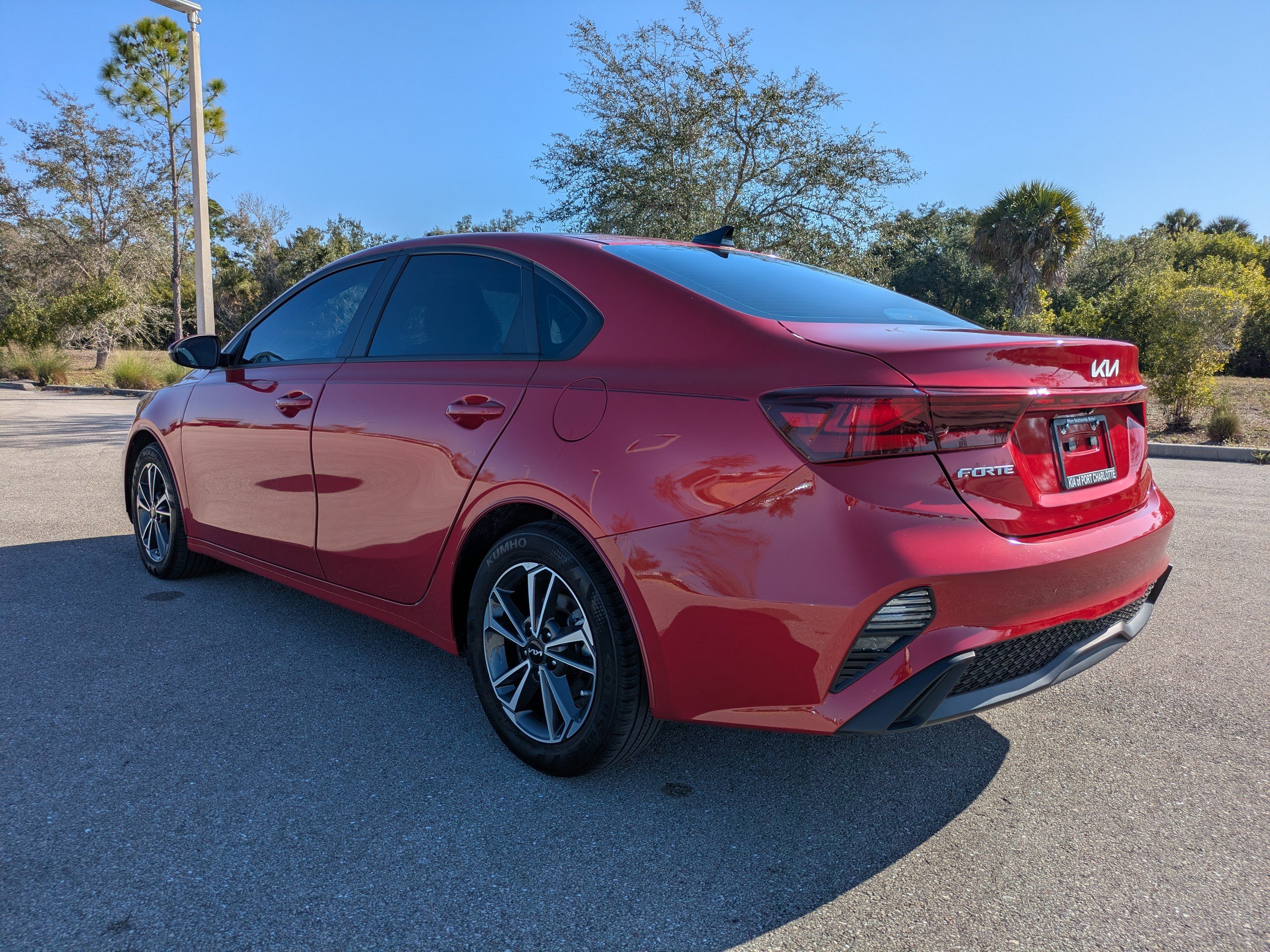 Certified 2023 Kia Forte LXS w/ LXS Technology Package image 7