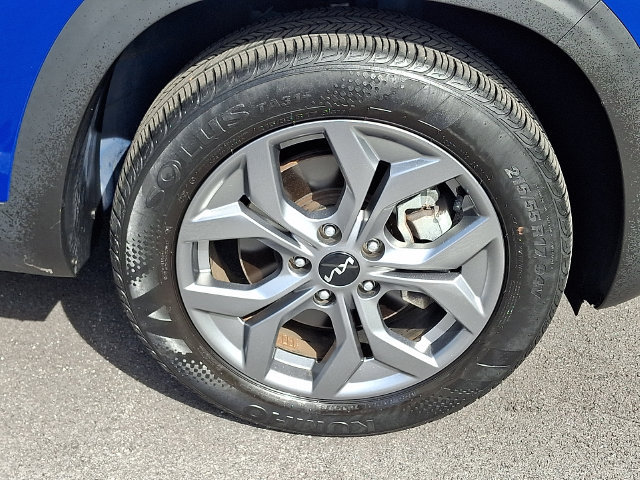 Used 2024 Kia Seltos LX AWD/4WD image 8