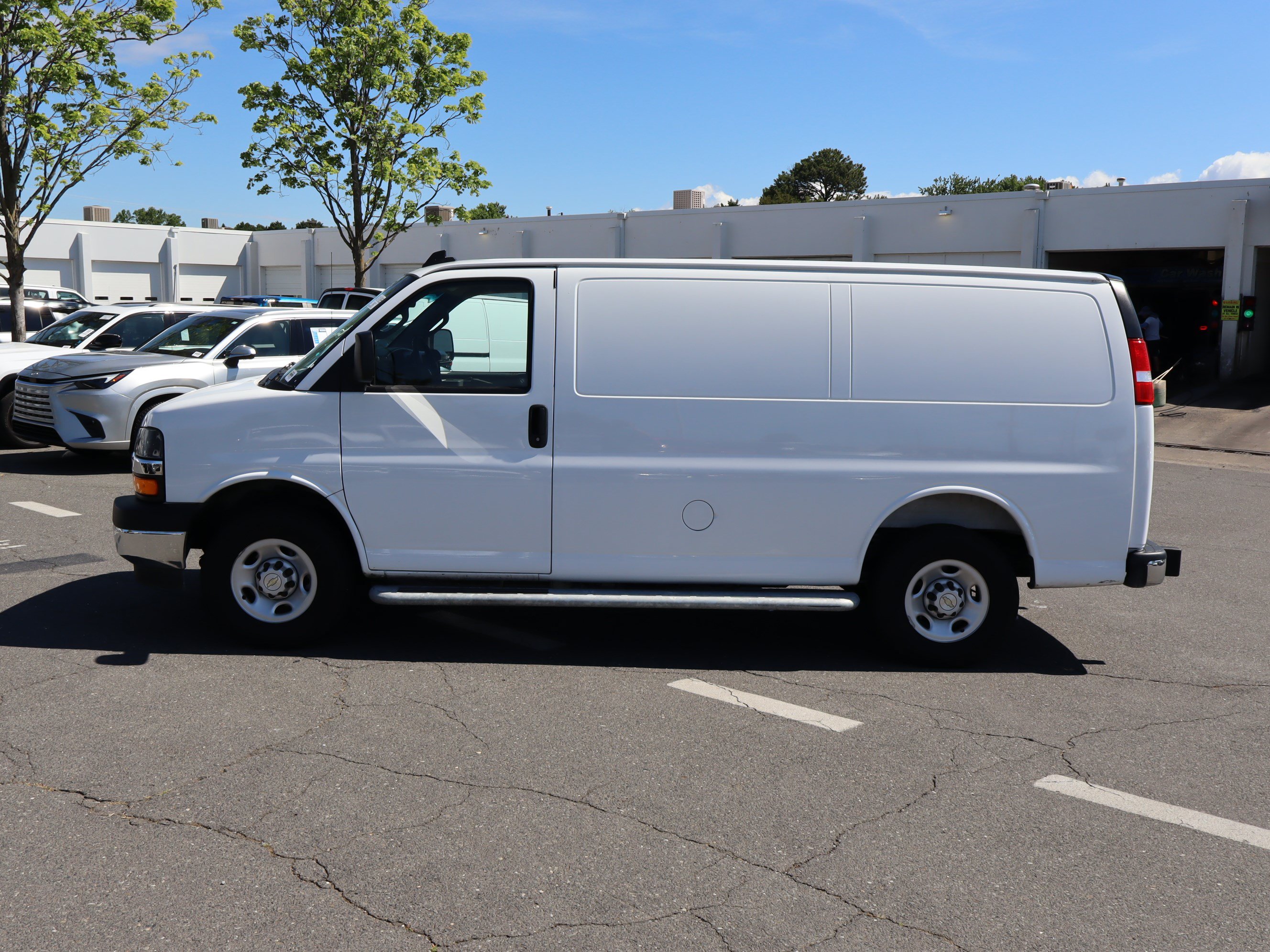 Used 2025 Chevrolet Express 2500 w/ Driver Convenience Package RWD image 7