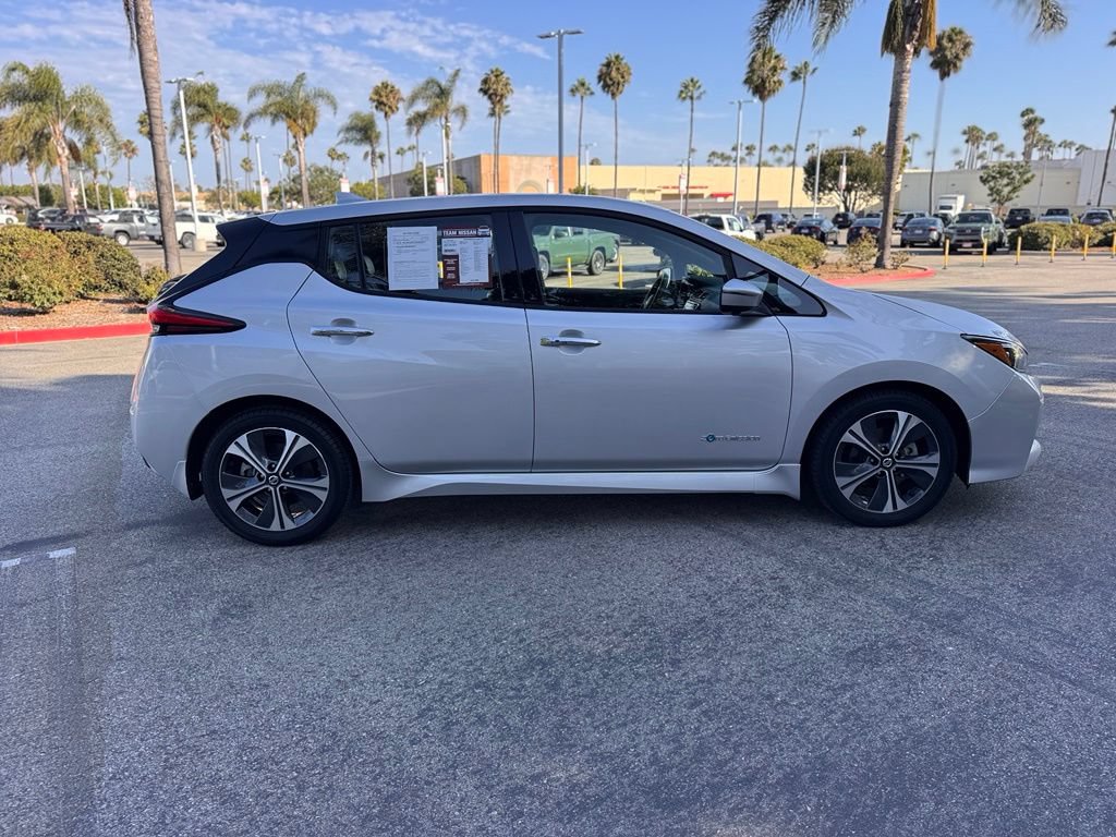 Certified 2018 Nissan Leaf SL w/ SL Technology Package FWD image 9