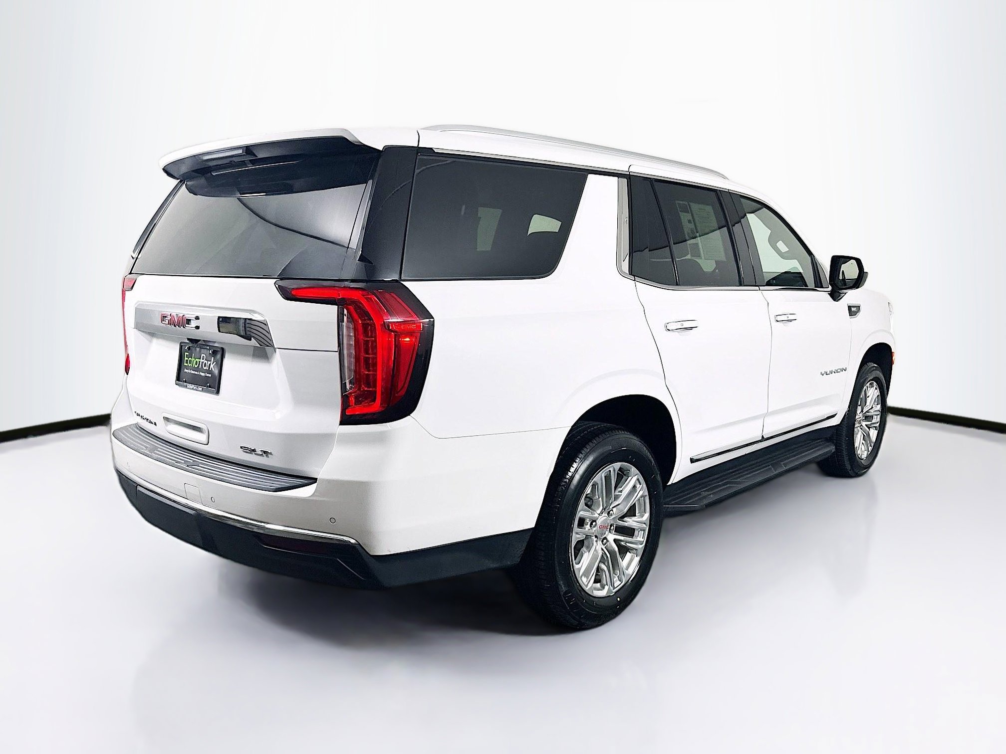 Used 2024 GMC Yukon SLT image 9
