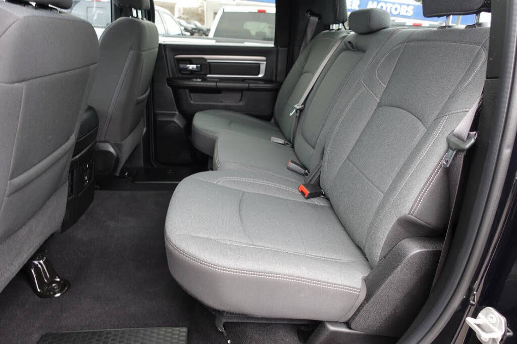Used 2023 RAM 1500 Warlock AWD/4WD image 23