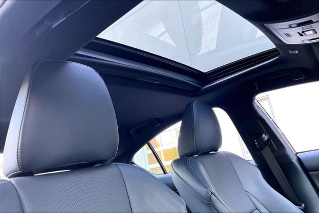 Used 2023 Lexus IS 350 F Sport AWD/4WD image 27
