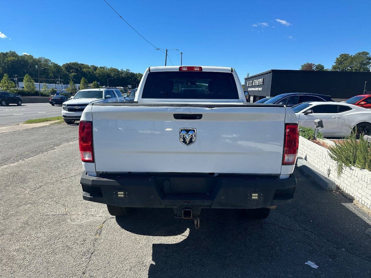 Used 2017 RAM 2500 Tradesman w/ Chrome Appearance Group AWD/4WD image 4