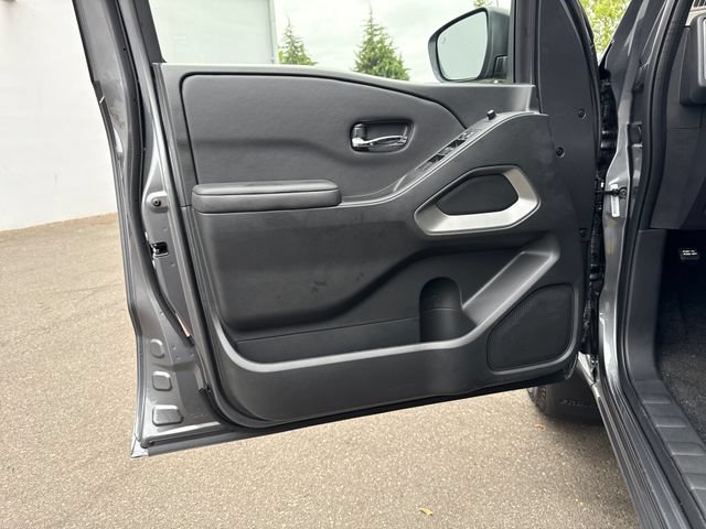 New 2026 Nissan Frontier SV w/ All-Weather Content Package AWD/4WD image 17