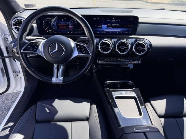 Used 2025 Mercedes-Benz CLA 250 4MATIC image 18