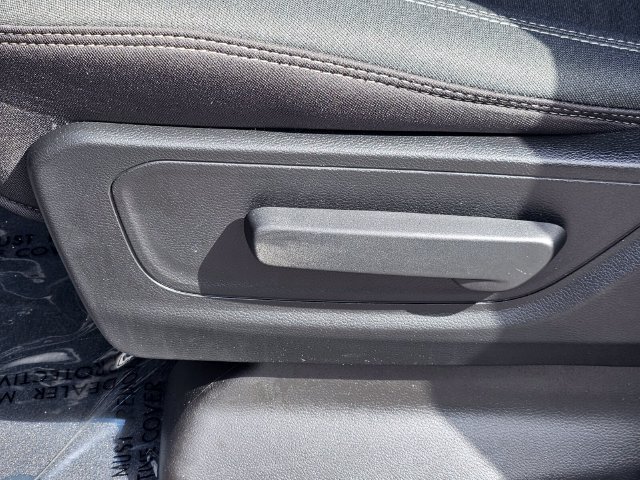 Used 2026 RAM 1500 Express RWD image 16