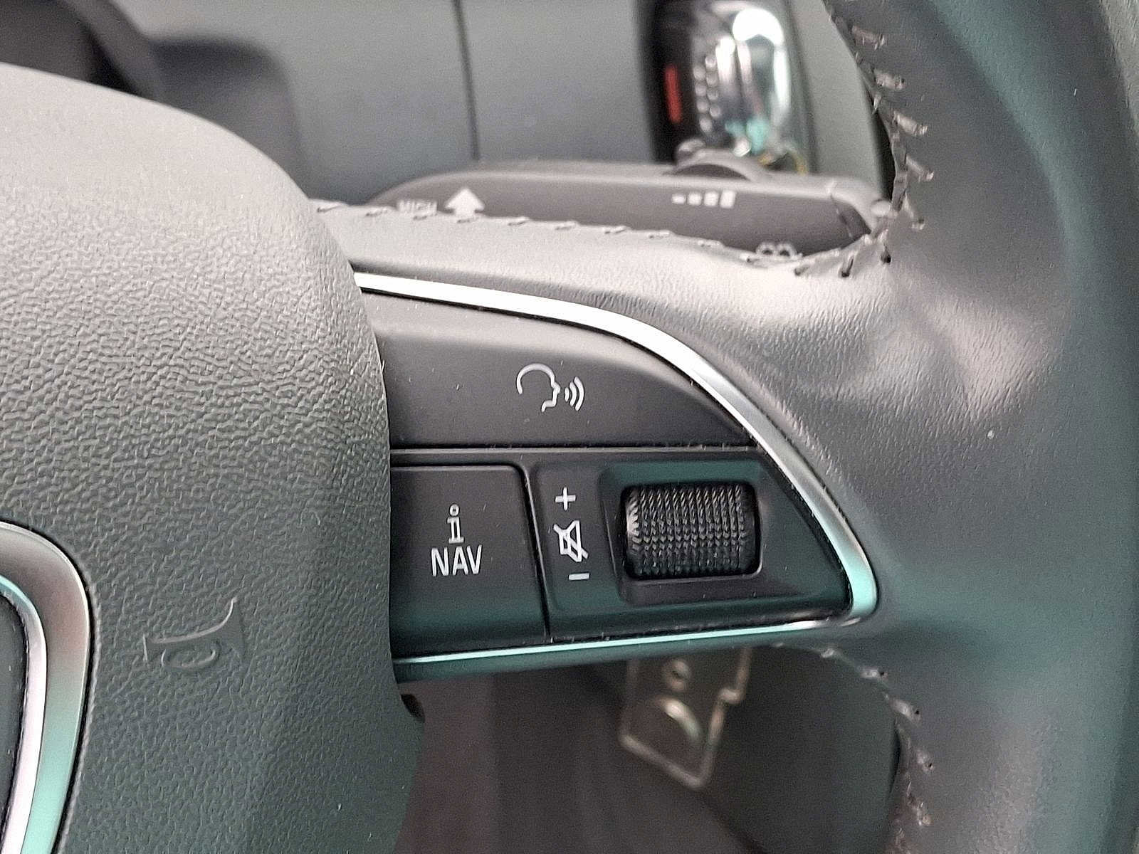 Used 2015 Audi A4 2.0T Premium image 18