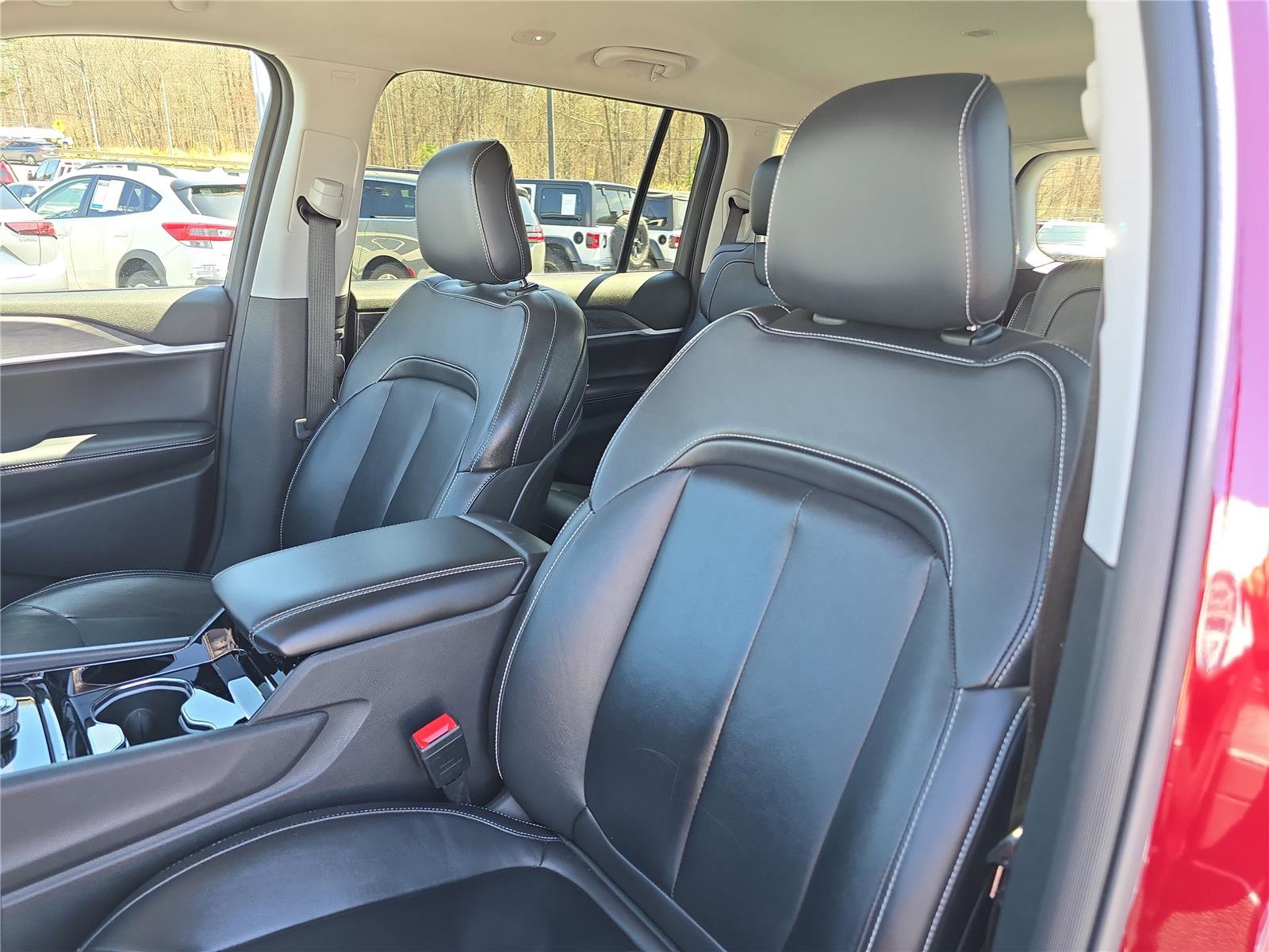 Used 2022 Jeep Grand Cherokee L Limited image 21