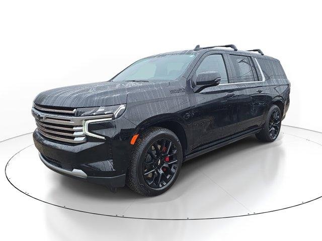 Used 2024 Chevrolet Suburban High Country w/ Advanced Technology Package image 2