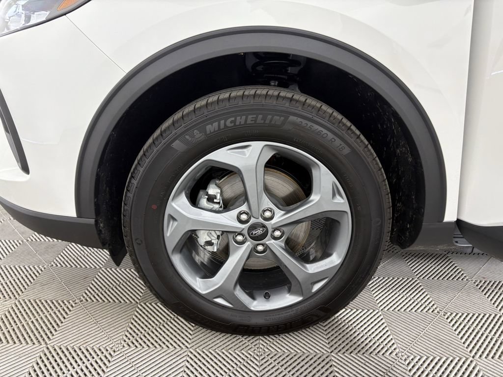 New 2025 Ford Escape ST-Line Select w/ Tech Pack #1 AWD/4WD image 33