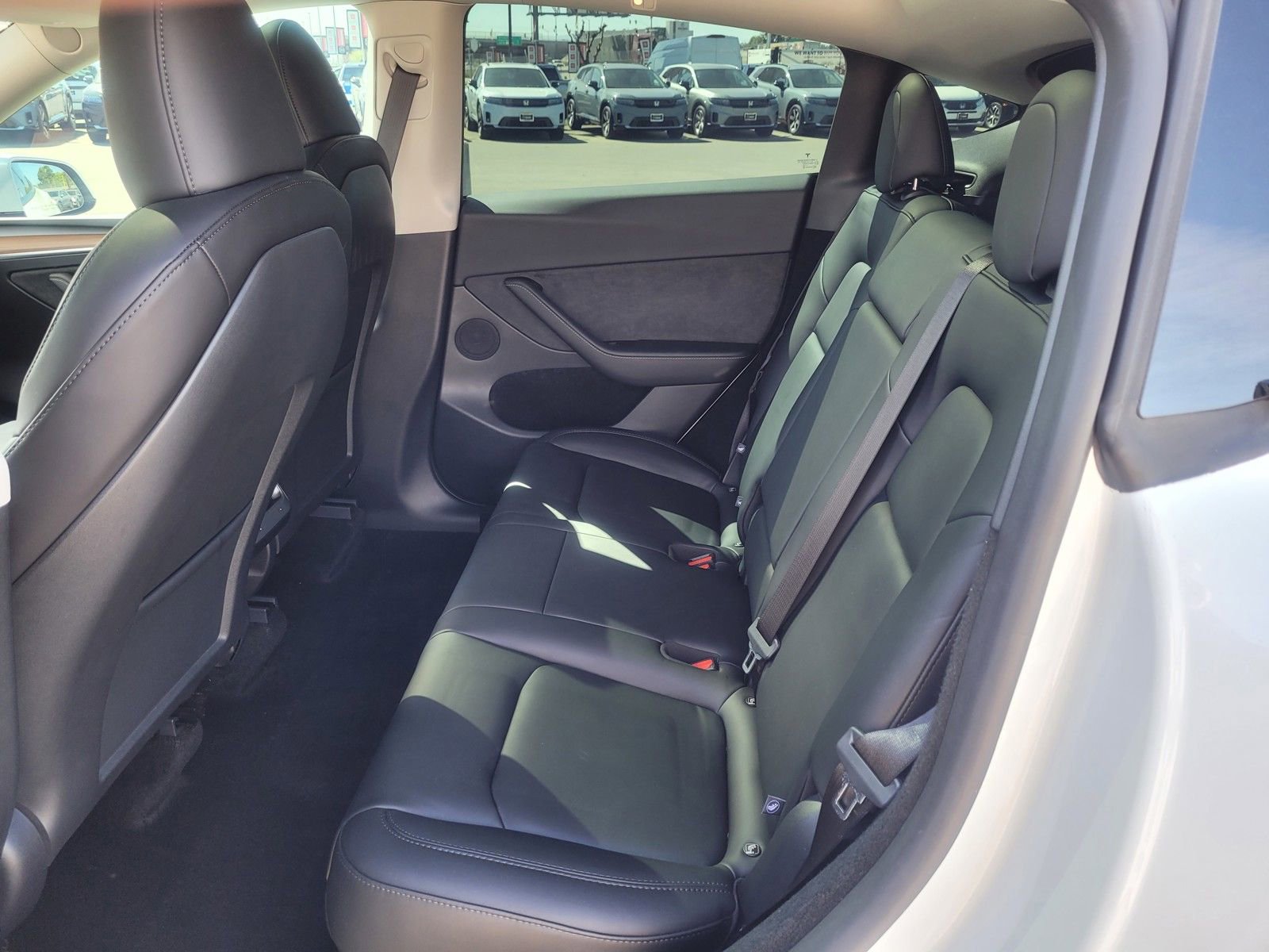 Used 2025 Tesla Model Y Long Range image 13