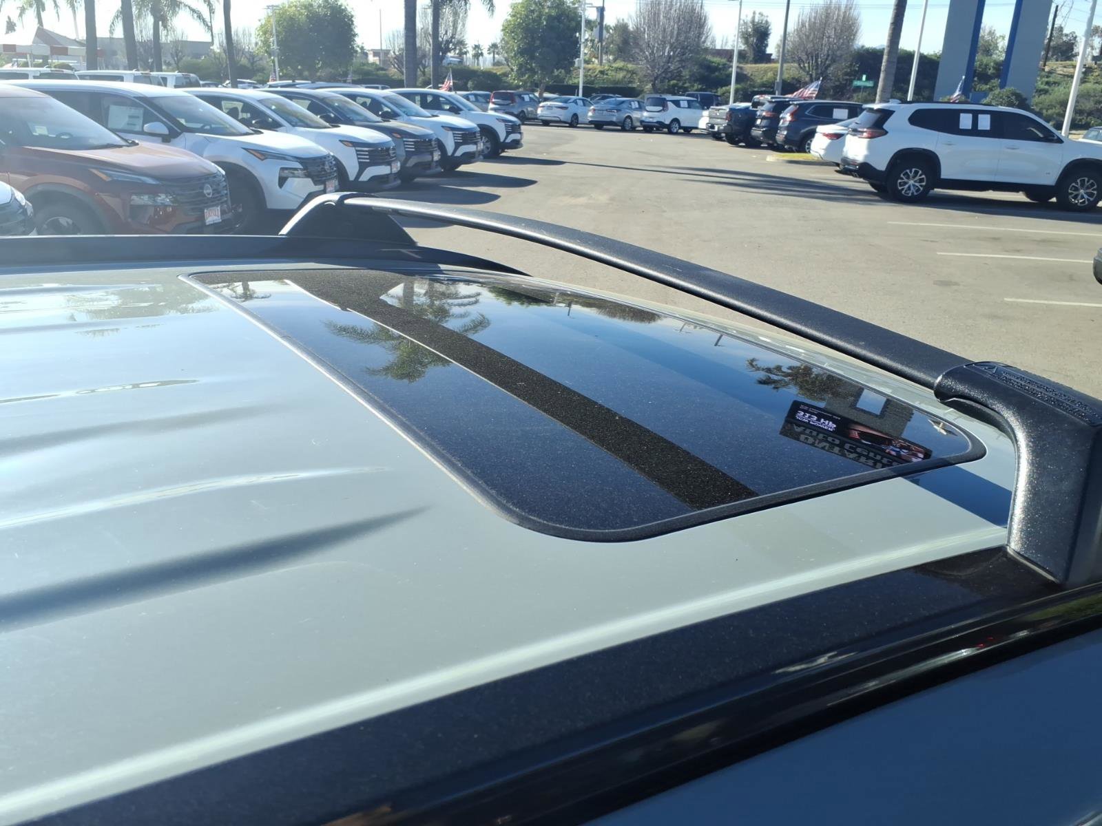 Used 2022 Toyota RAV4 XLE w/ Convenience Package image 5