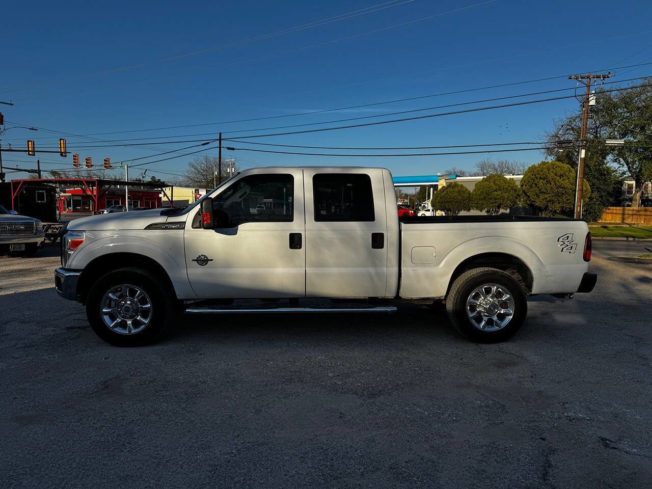 Used 2015 Ford F250 XL w/ Power Equipment Group AWD/4WD image 5