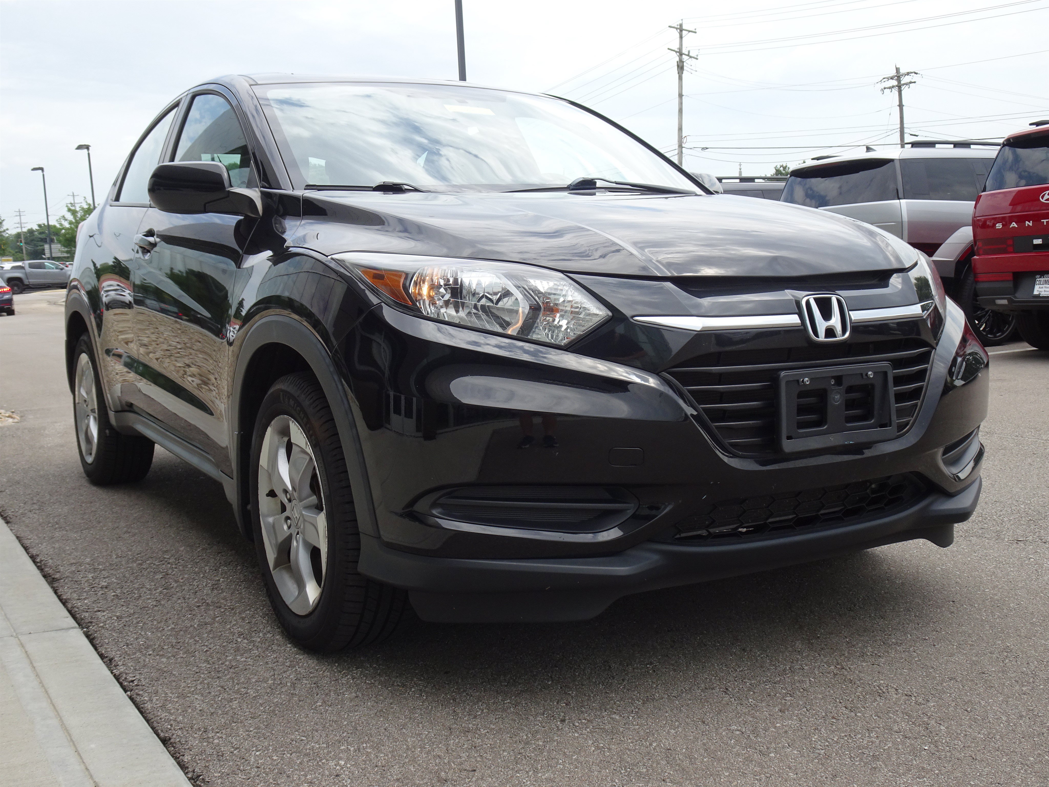 Used 2018 Honda HR-V LX image 6