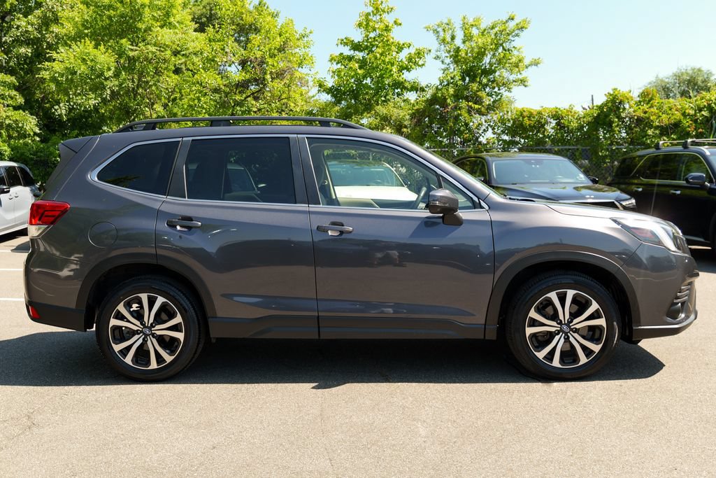 Used 2023 Subaru Forester Limited AWD/4WD image 8