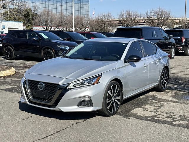 Used 2021 Nissan Altima 2.5 SR w/ SR Premium Package image 5