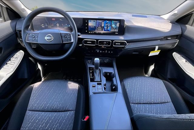 New 2027 Nissan Sentra SV w/ Floor Mat Package FWD image 5