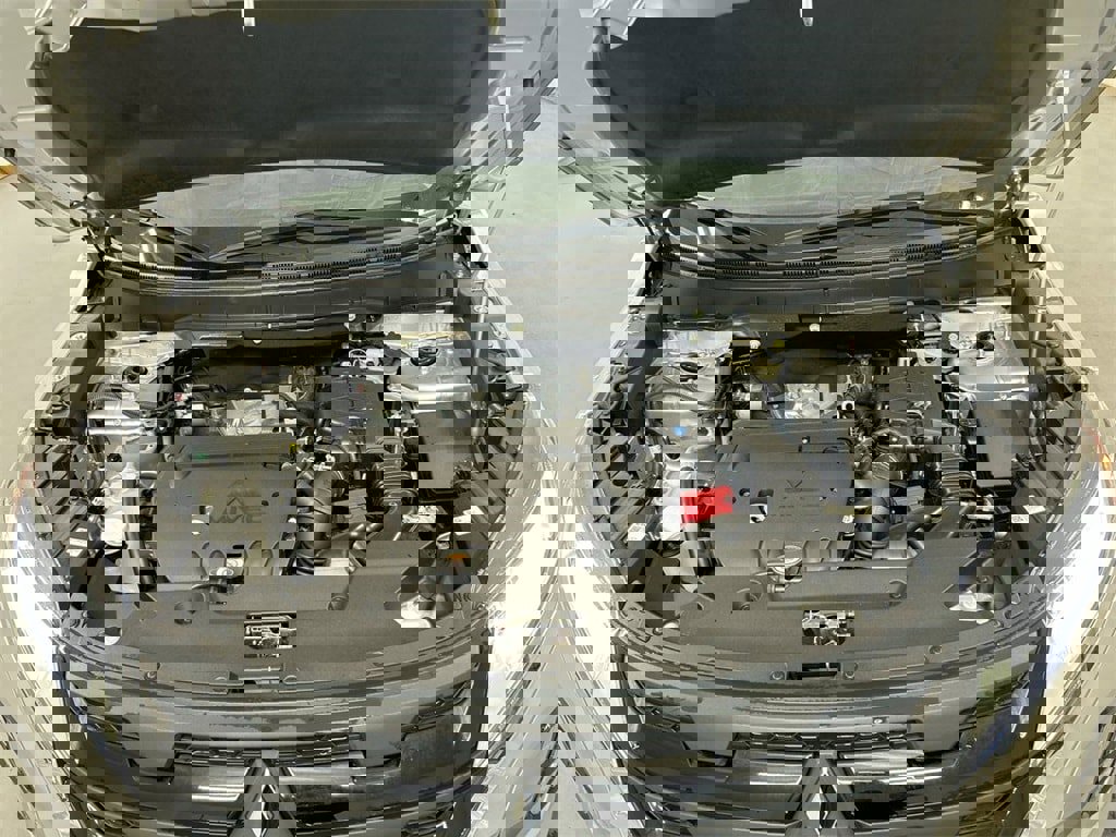 New 2025 Mitsubishi Outlander Sport LE image 9