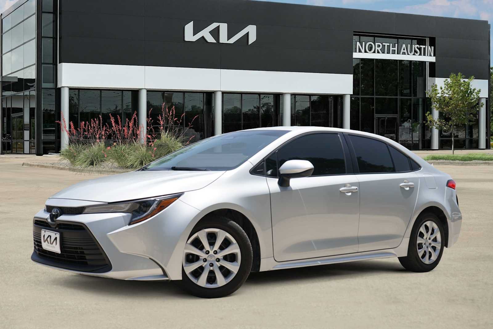 Used 2025 Toyota Corolla LE