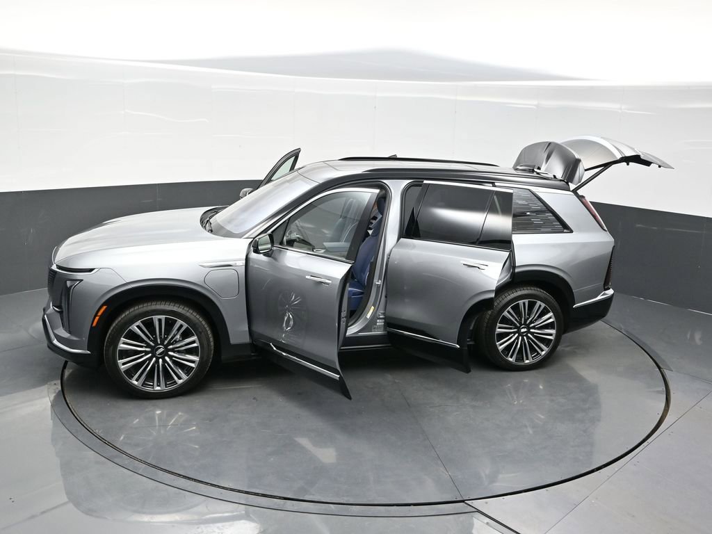 New 2026 Cadillac Vistiq Premium Luxury w/ LPO, Floor Liner Package AWD/4WD image 36