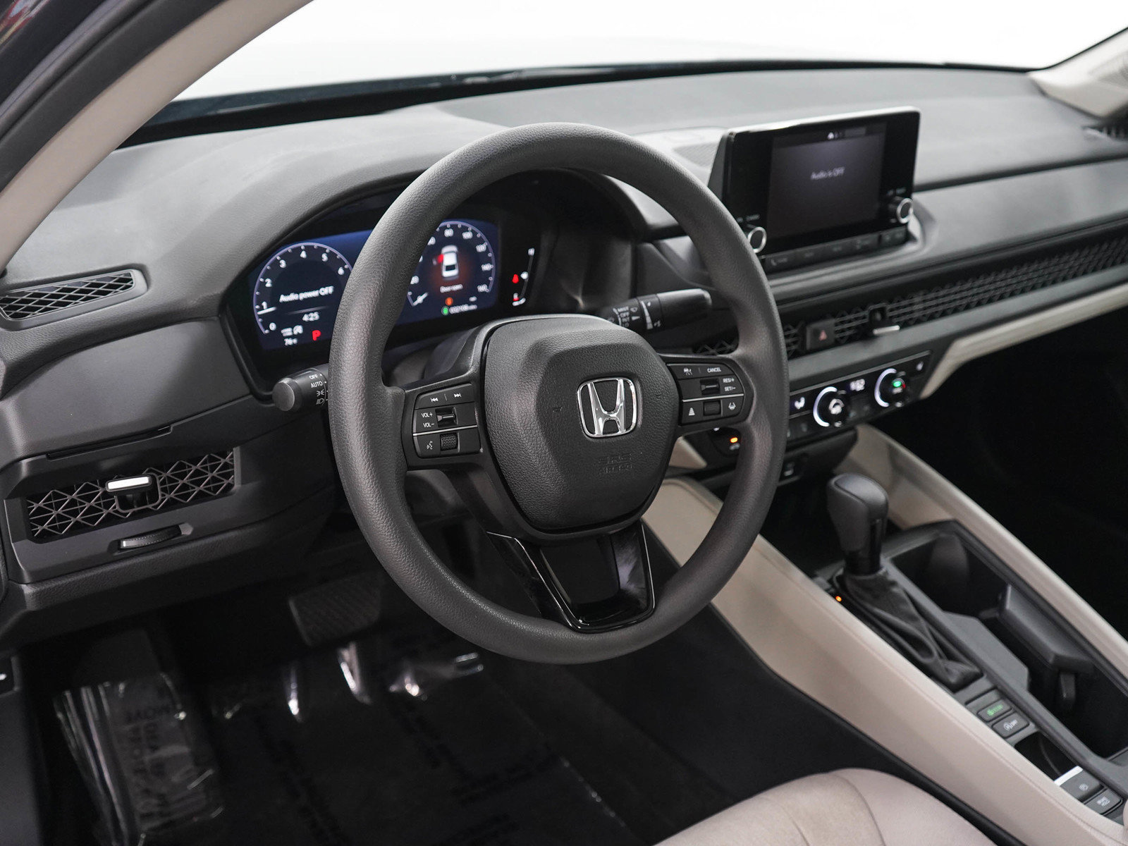 Used 2024 Honda Accord EX image 19