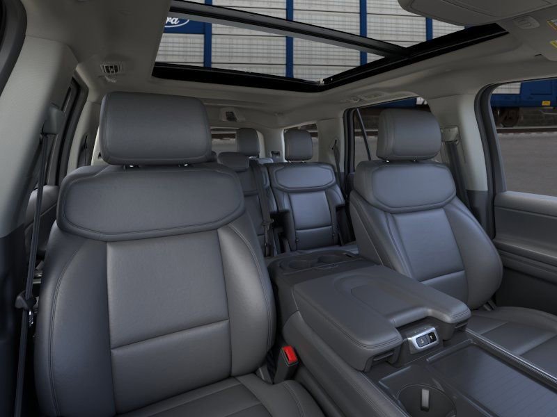 New 2026 Ford Expedition Active AWD/4WD image 10