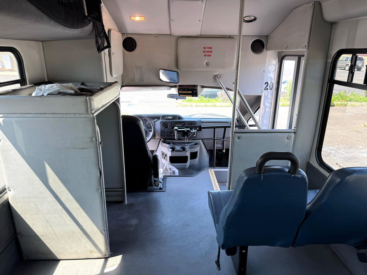 Used 2012 Ford E-450 and Econoline 450 Super Duty w/ Shuttle Bus Prep Pkg RWD image 17