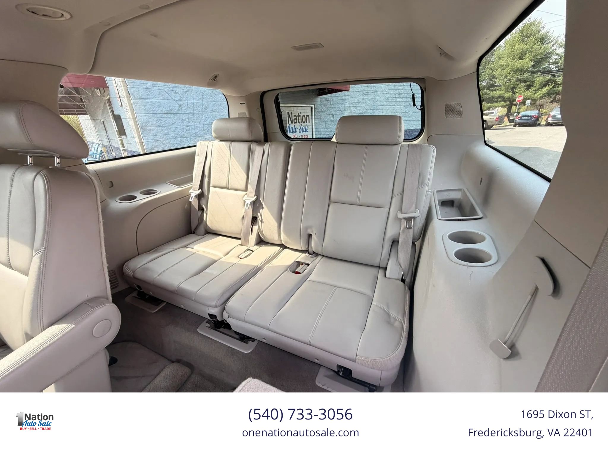 Used 2009 Chevrolet Suburban LT w/ Luxury Package AWD/4WD image 20