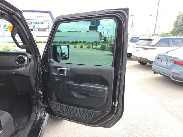 Used 2023 Jeep Gladiator Sport AWD/4WD image 20