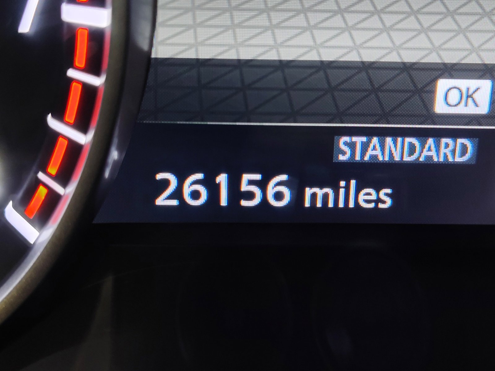 Used 2024 Nissan Pathfinder SL w/ SL Premium Package image 2