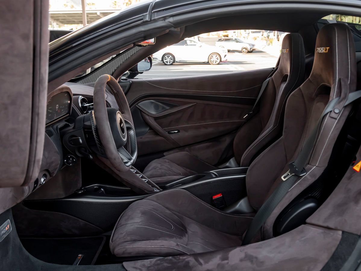Used 2022 McLaren 765LT RWD image 20