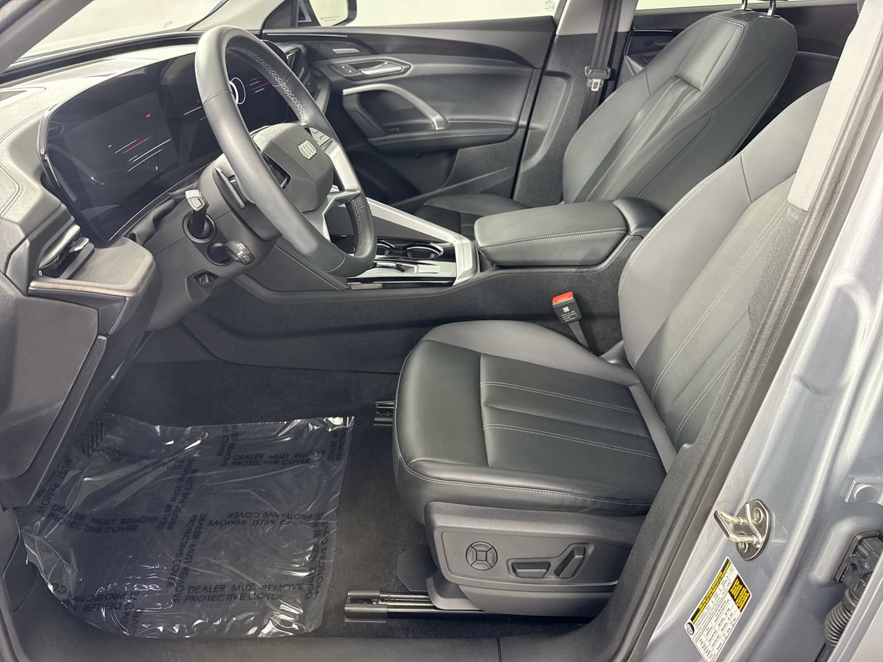 Used 2025 Audi Q5 Premium Plus w/ Premium Plus AWD/4WD image 10
